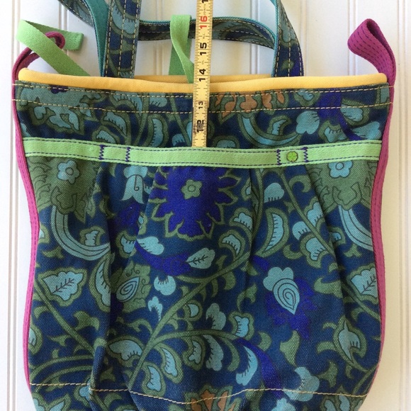 Lucky Brand 🍀 Vegan Boho Bucket Bag. - Picture 15 of 16